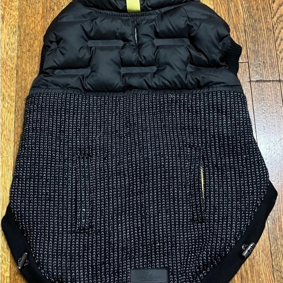 Hotel Doggy Hybrid Puffer - Picture 3 of 8